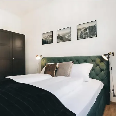 Residenz Dresden direkt an der Frauenkirche und dem Neumarkt, inklusive NETFLIX Exterior foto